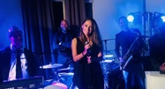 Nicky van der Kuyp live met band