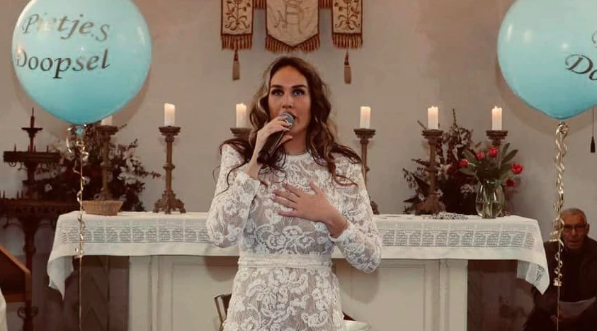 martha hertogs video en muziek